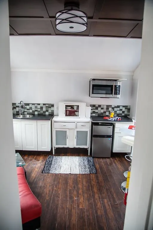 The Avalon Tourist Suites